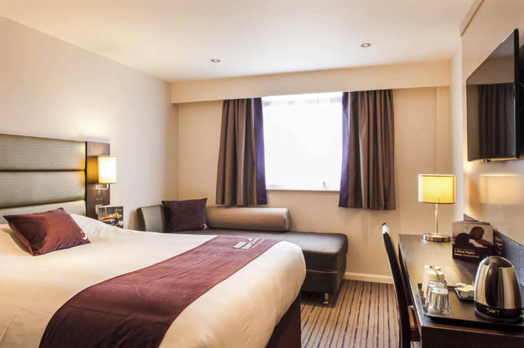 Premier Inn Barrow In Furness Bagian luar foto