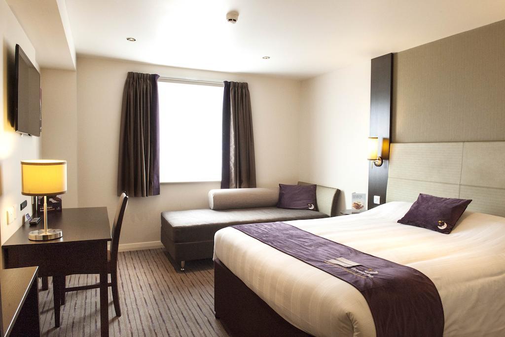Premier Inn Barrow In Furness Ruang foto
