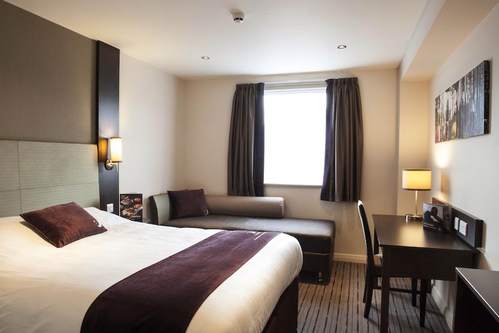 Premier Inn Barrow In Furness Ruang foto
